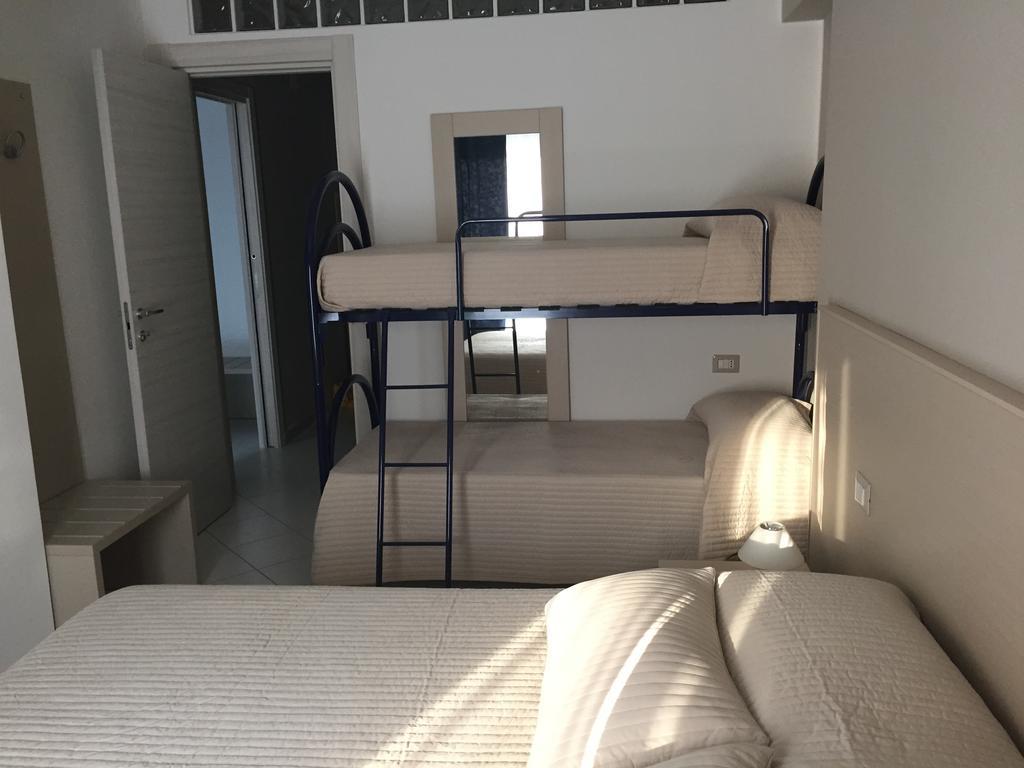Appartamento 403 Mesina Habitación foto