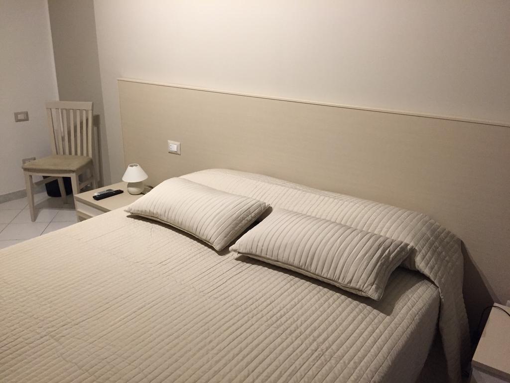 Appartamento 403 Mesina Habitación foto